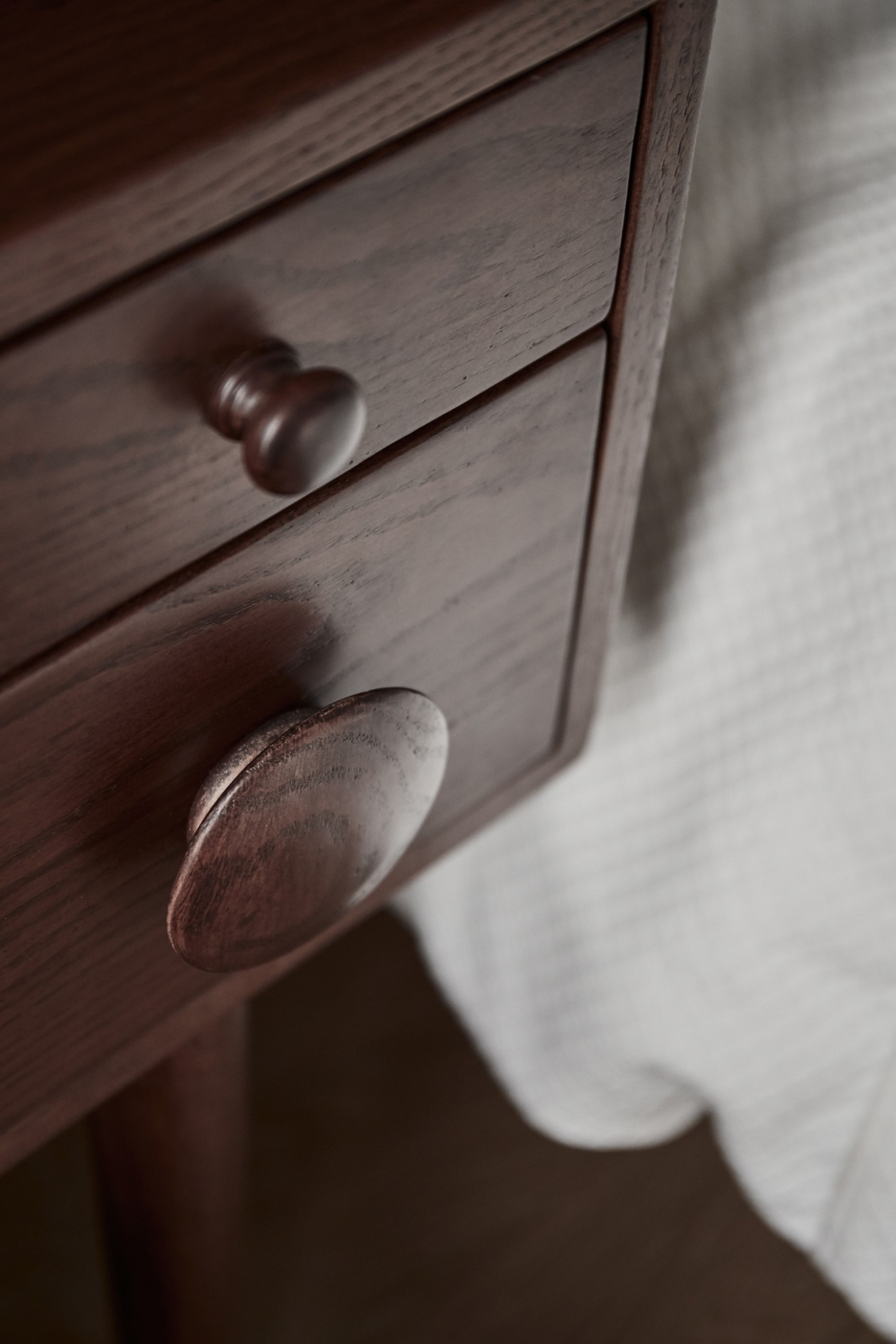 法式浪漫邂逅原木极简——探秘媒体女与 IT 男的和谐家居设计-12