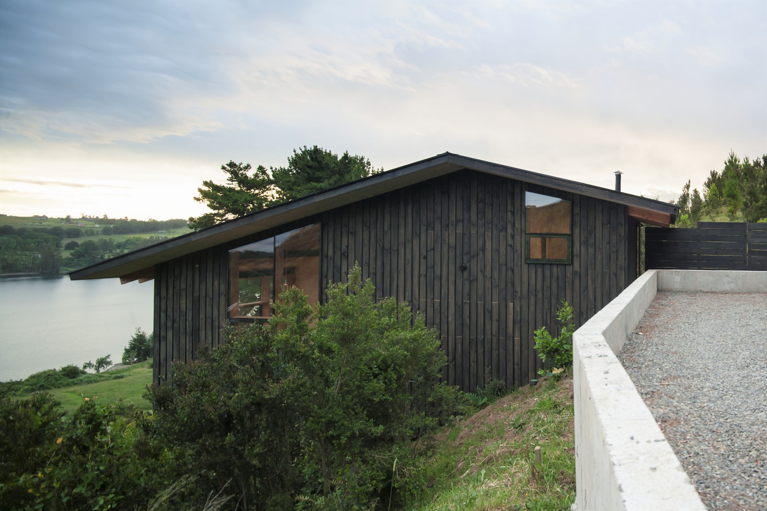 智利 Domeyko Bay 湖畔住宅-12