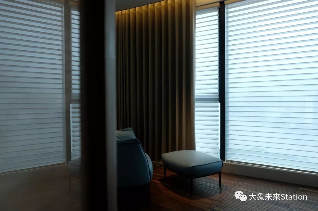 珠江畔的天誉半岛杨宅,融入 270 度江景的现代设计-105