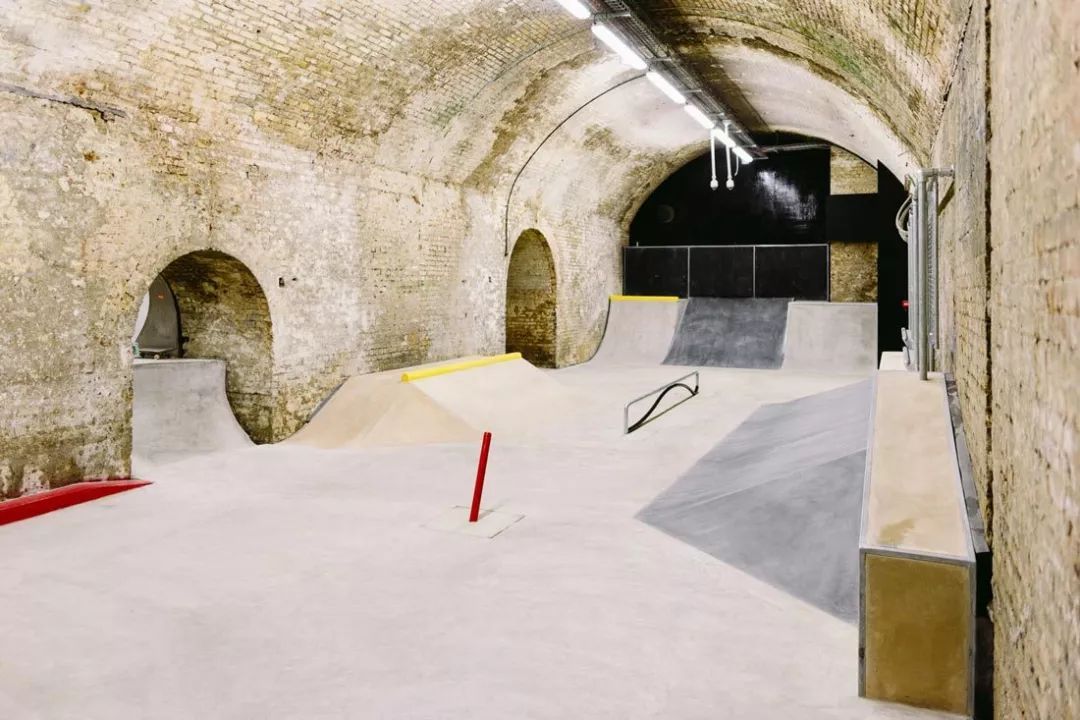 Vans 上海 K11 展 | “魔都祥龙”滑板道惊艳亮相-47