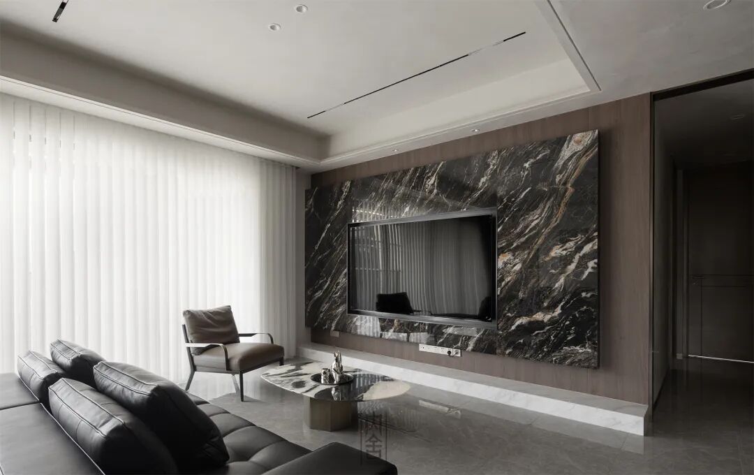 内舍软装丨168㎡意式轻奢风，通过局改规划空间，呈现更舒适的生活家！-11