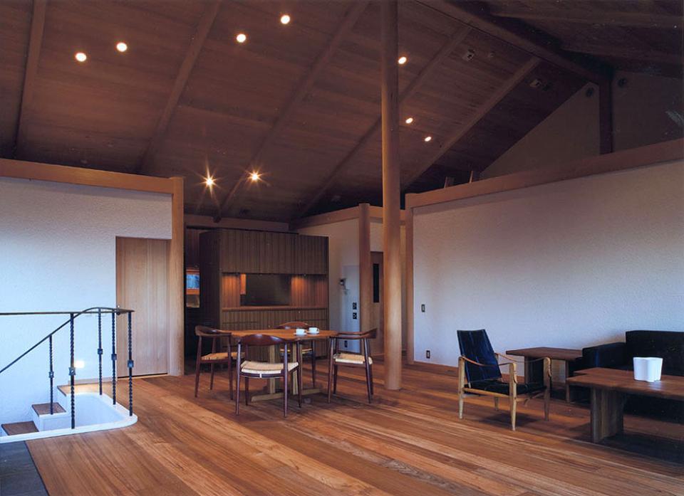 伊豆天城高原の別荘　DOVE VAI丨松井建築研究所-13