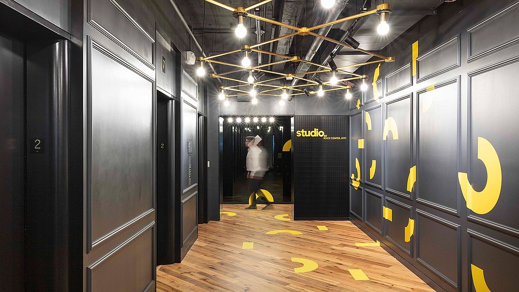 铁狮门施派尔工作室-1