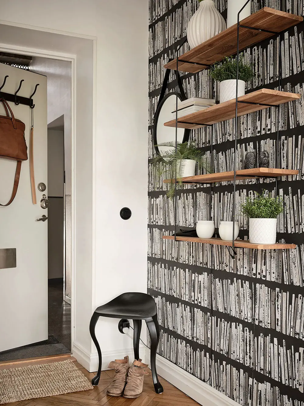 48m2 公寓 | 独特墙纸打造温馨怀旧空间-11