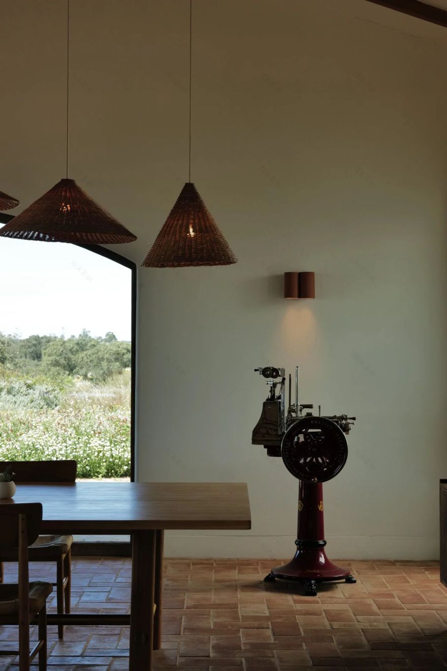 葡萄牙名厨 José Avillez 湖畔居所 Casa Nossa丨Joana Astolfi 与 Studio Astolfi 团队-18