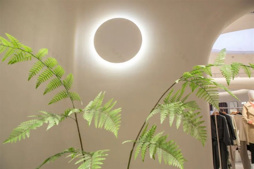 熙然女装第五代店铺形象设计丨中国海口丨MJVMD(广州孟靖迪赛品牌策划有限公司)-14