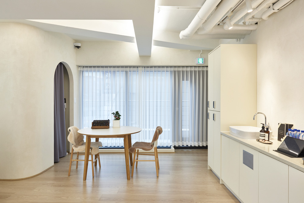 15 平现代简约商铺设计，打造舒适商业空间-10