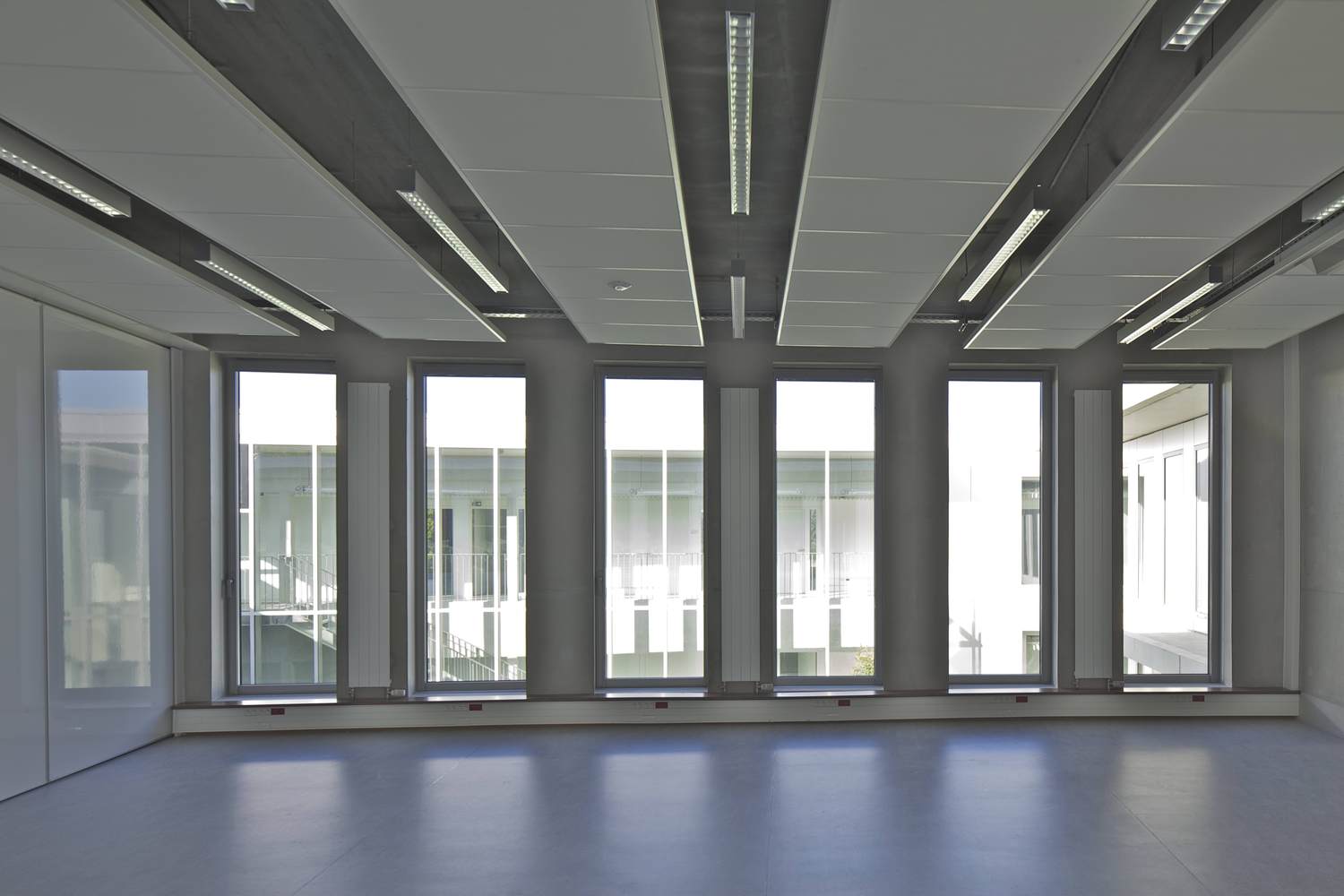 法国埃尔德雷山谷观景台学校-33