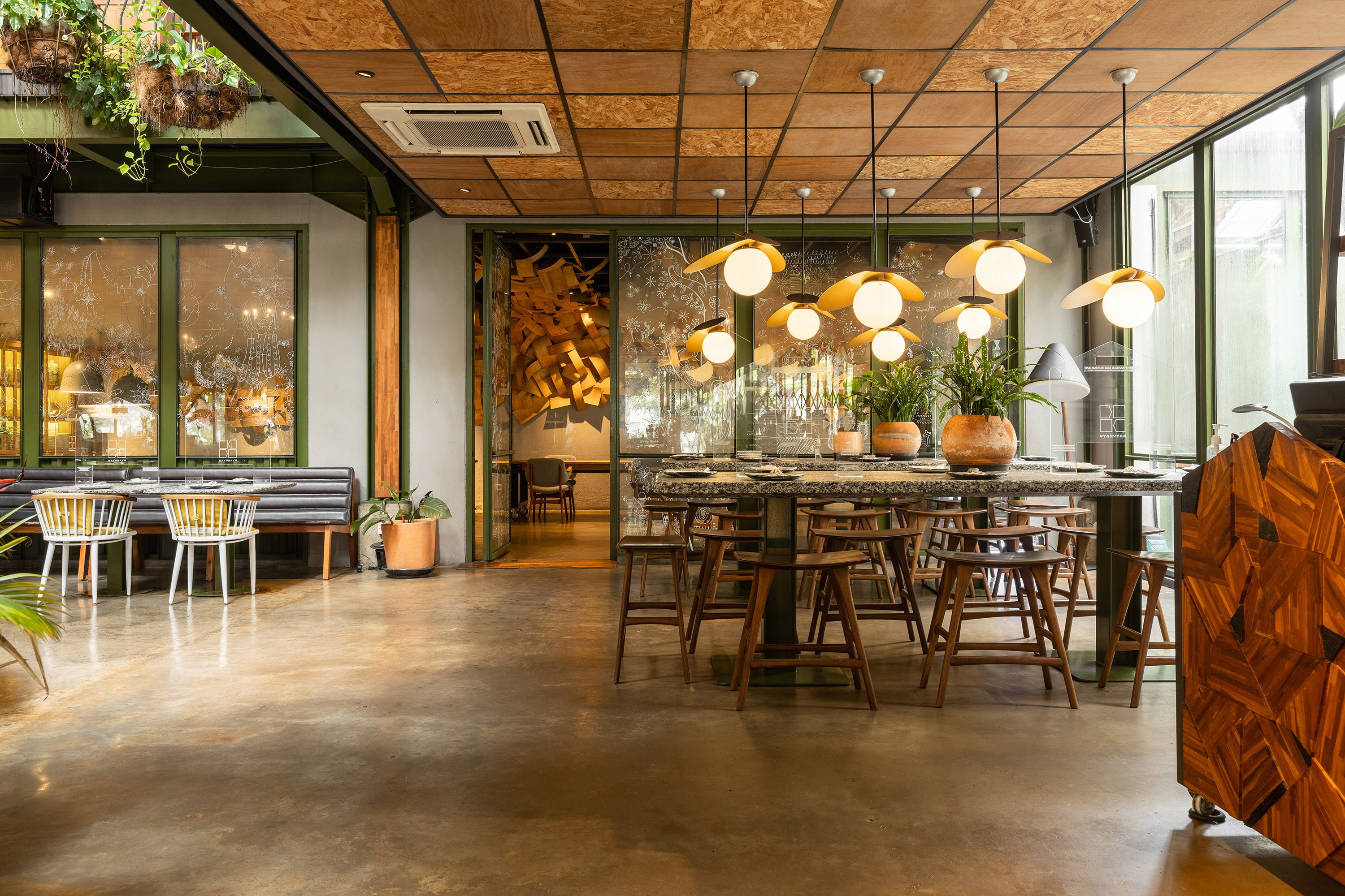 Kayukayu Restaurant-3