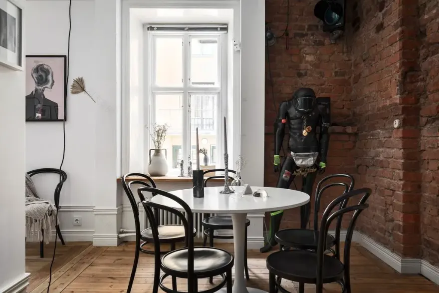 融合古典与现代的瑞典公寓设计-12