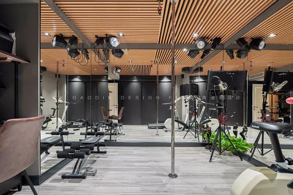 高迪愙实景 |  一个人，一方庭院，两只猫，南京女孩的北京生活图鉴-103