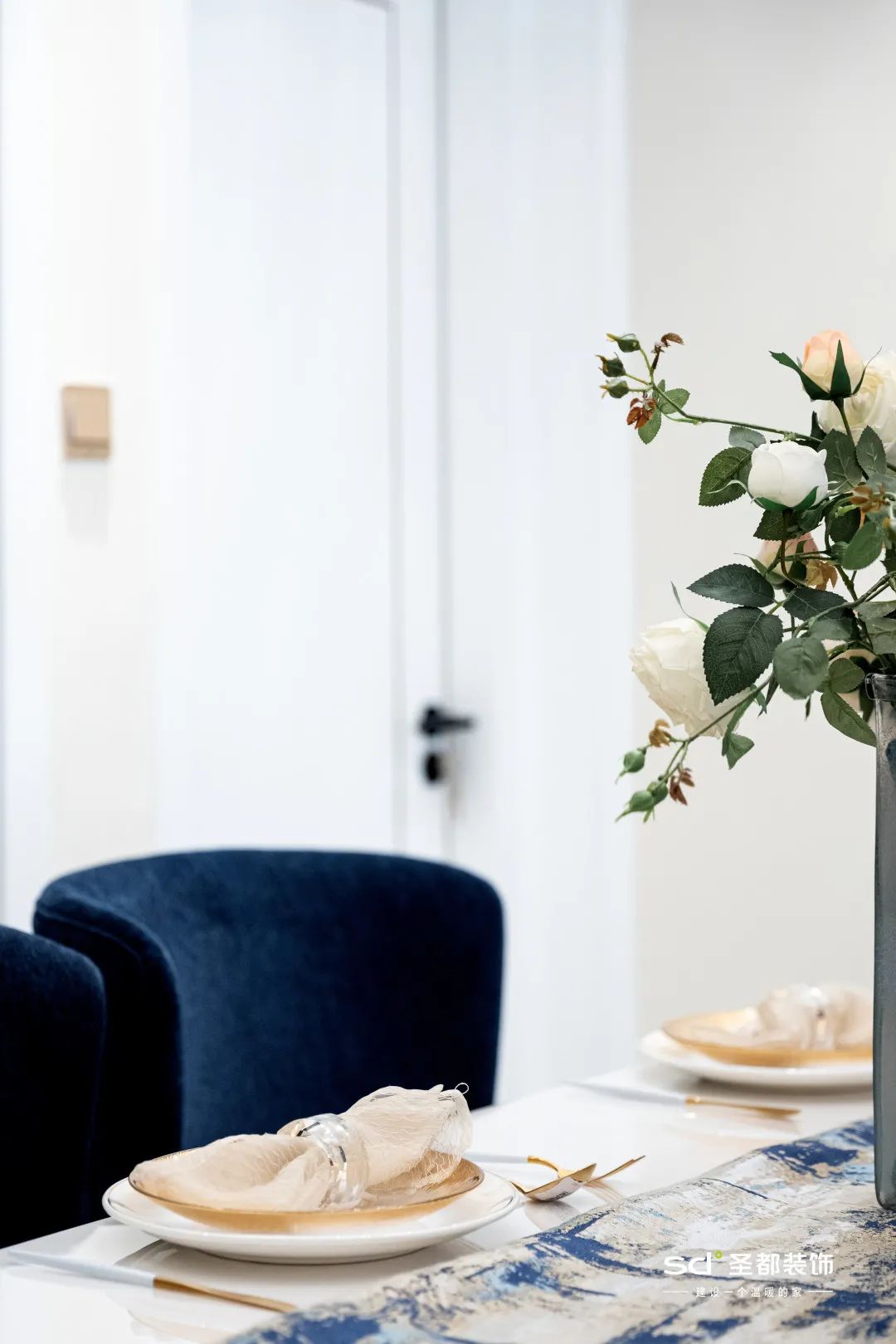 210㎡美式轻奢婚房,父母审美逆袭,犹如艺术馆-3