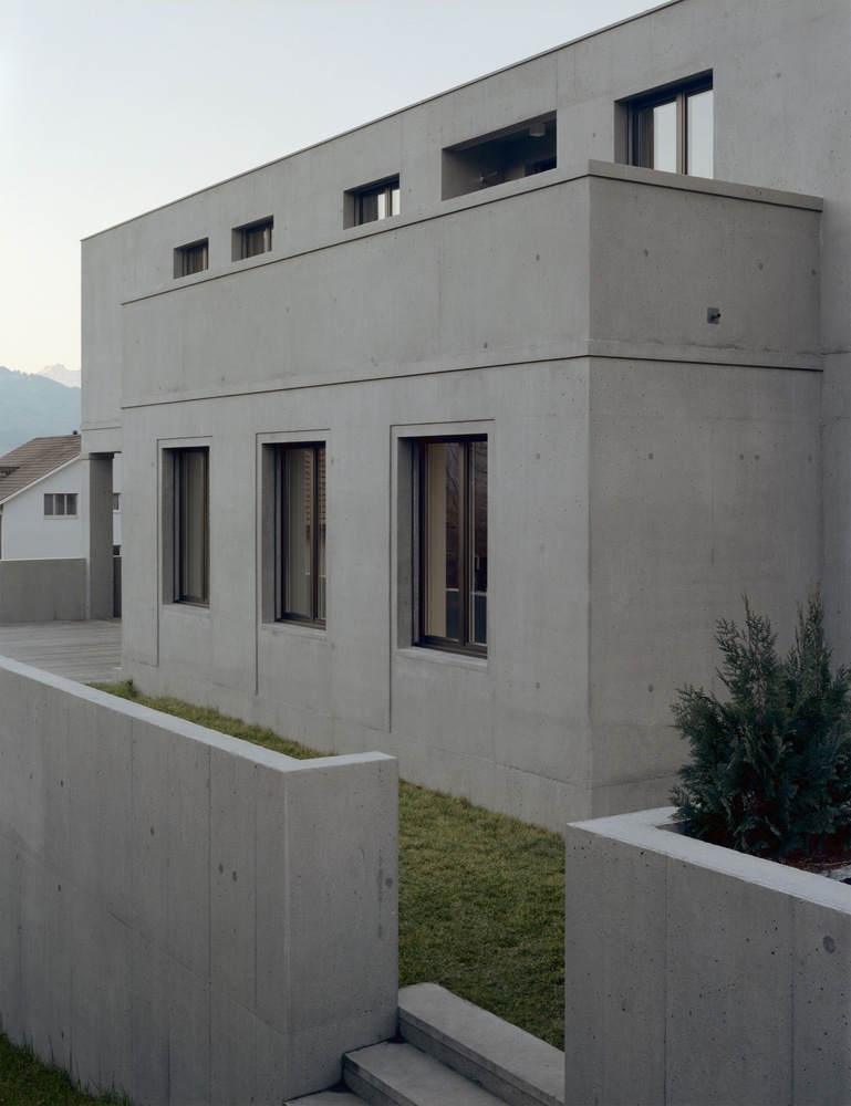 瓦杜兹混凝土住宅-23