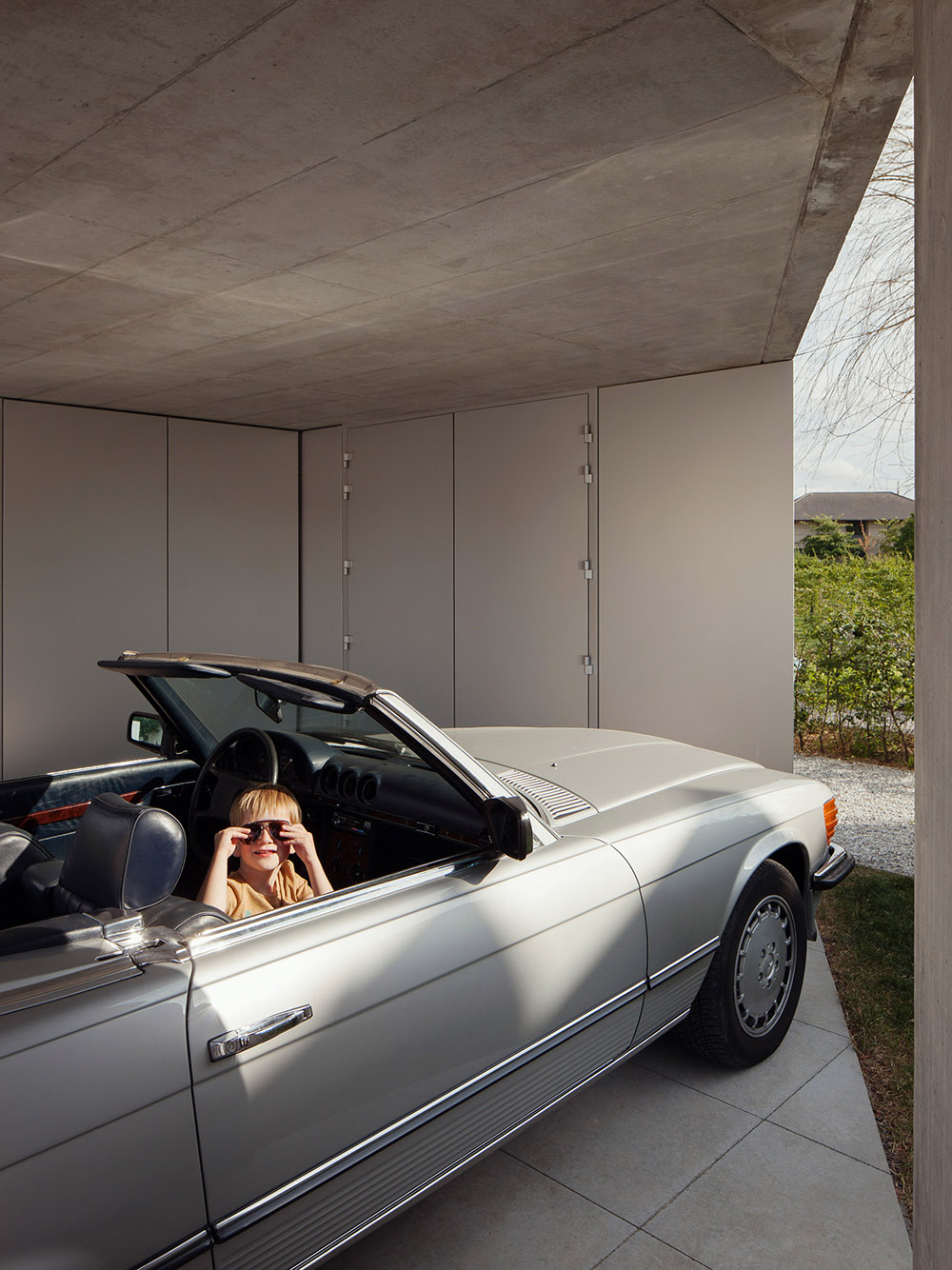 布鲁塞尔混凝土独栋住宅 融入环境的整体设计-47