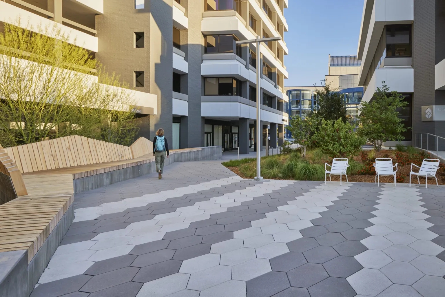 加州核桃溪·种植者广场丨Groundworks Office 设计事务所-19