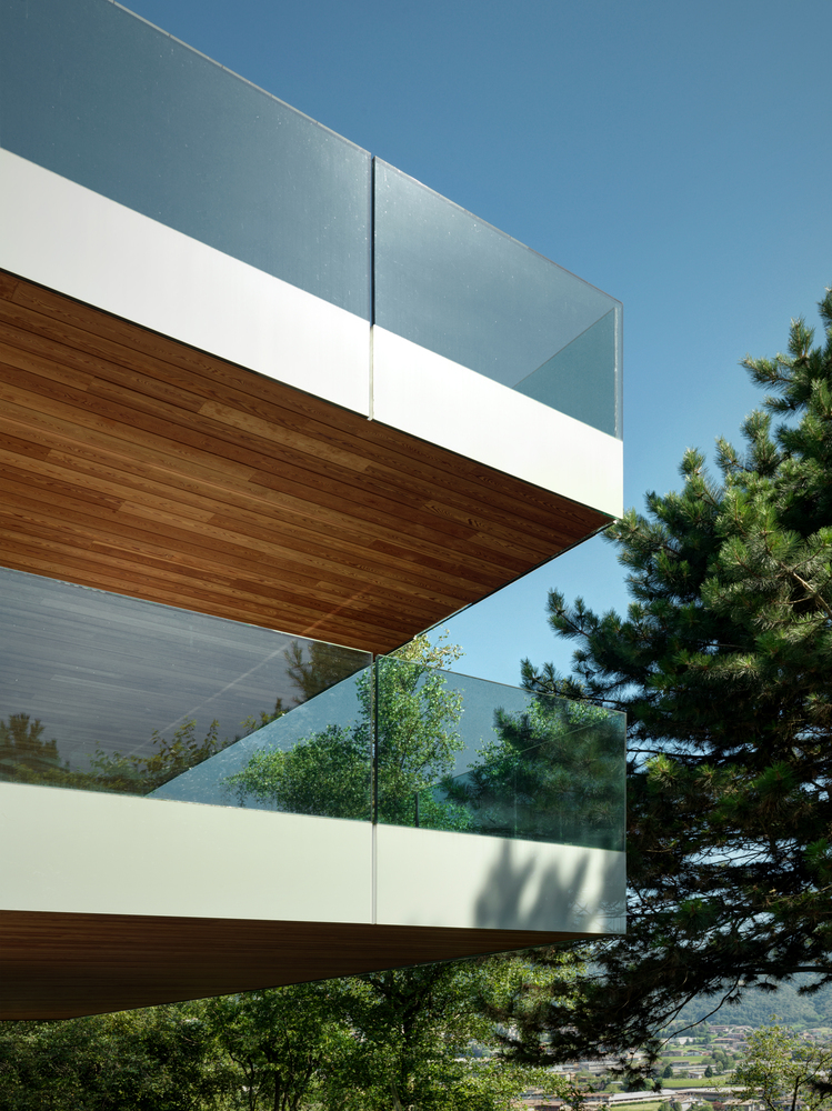 悬崖边的绿色梦幻家园-37