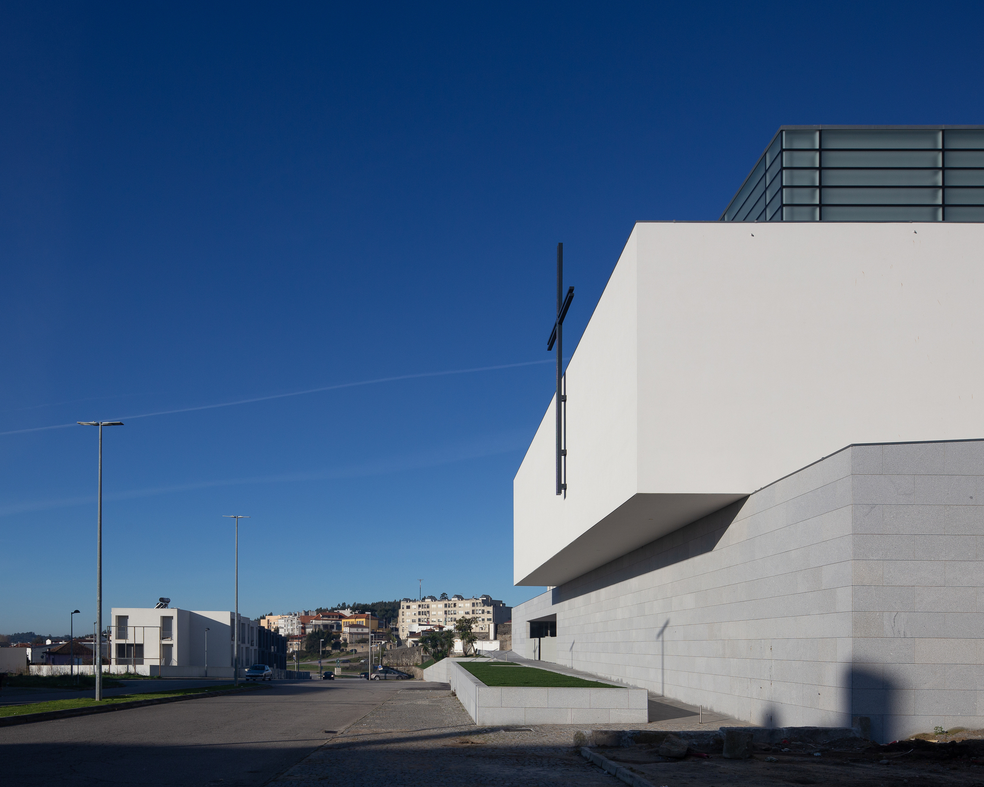 Divino Salvador Church / Vitor Leal Barros Architecture-14