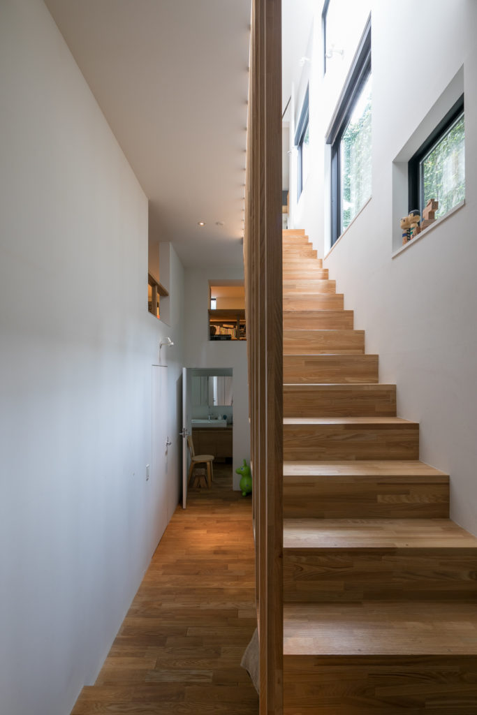 緑と光に包まれる柔らかい光に満ちる コンパクトで心地よい空間で暮らす | Green | 100%LiFE-1