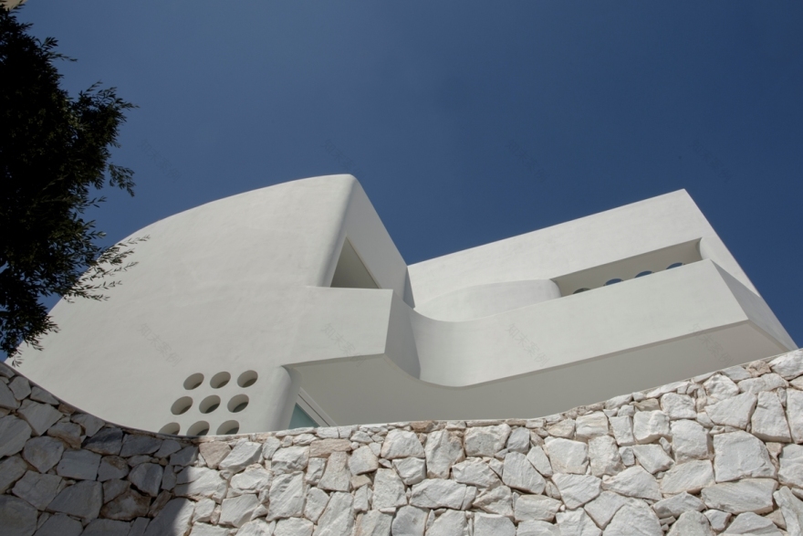 低成本环保的帕戈纳住宅-51