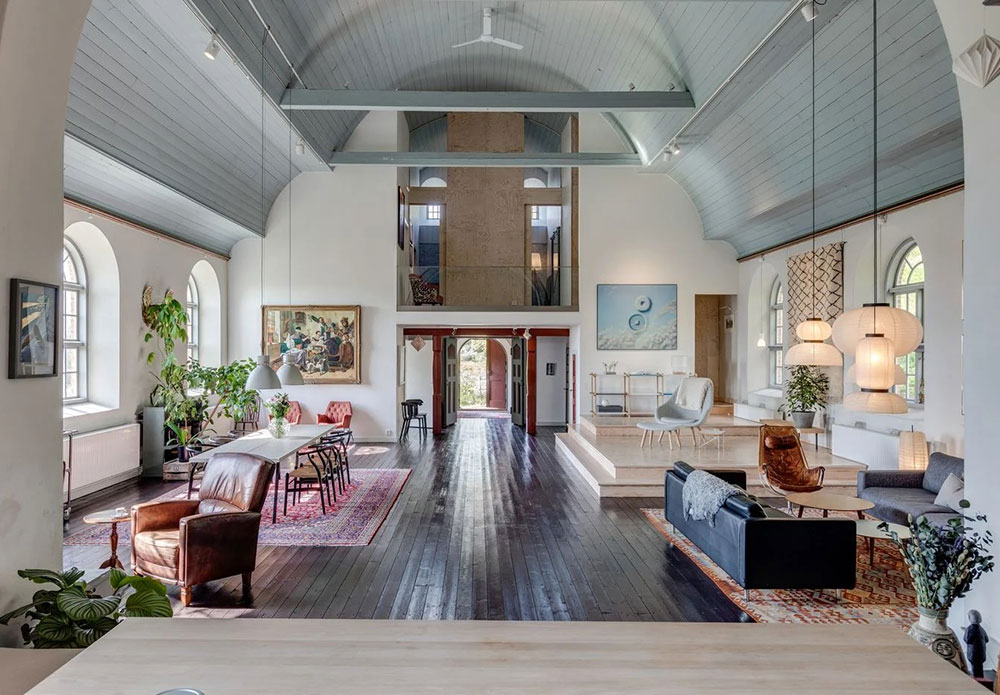 瑞典中世纪教堂改造独特住宅-8