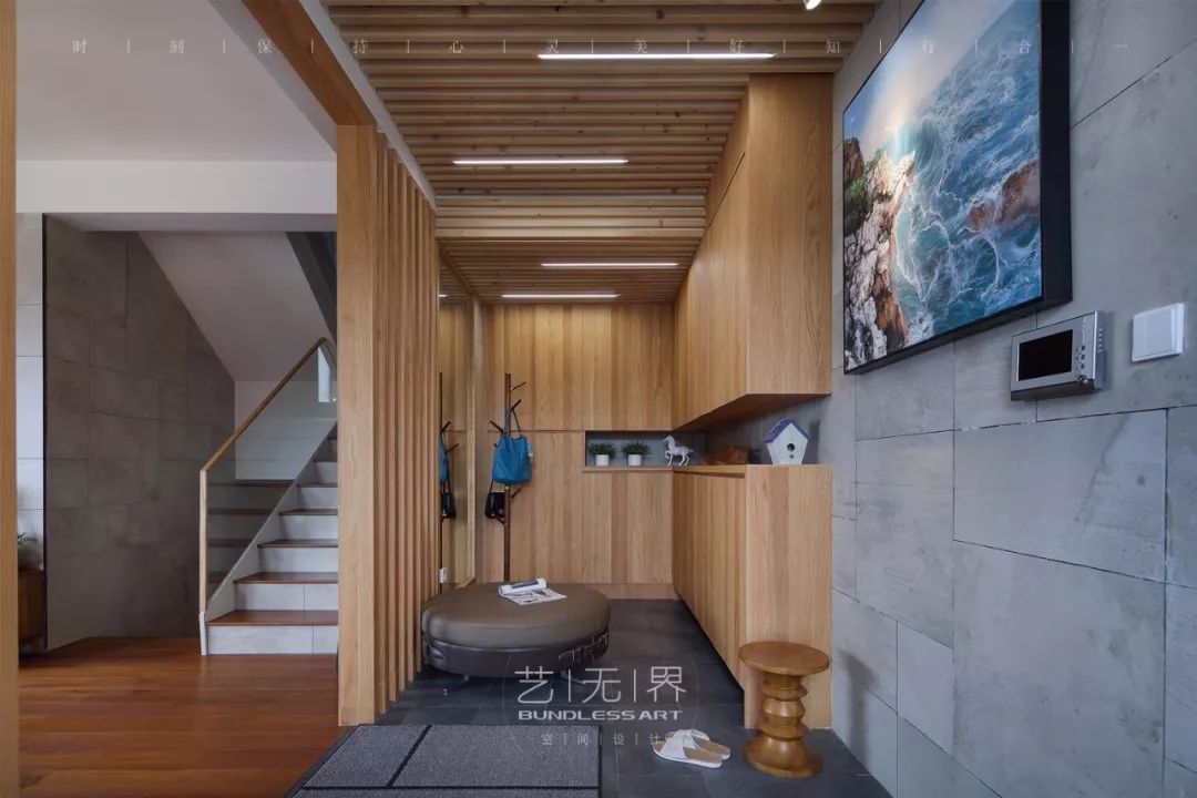 香蜜湖错层之家 | 现代生活与传统关公的和谐融合-16