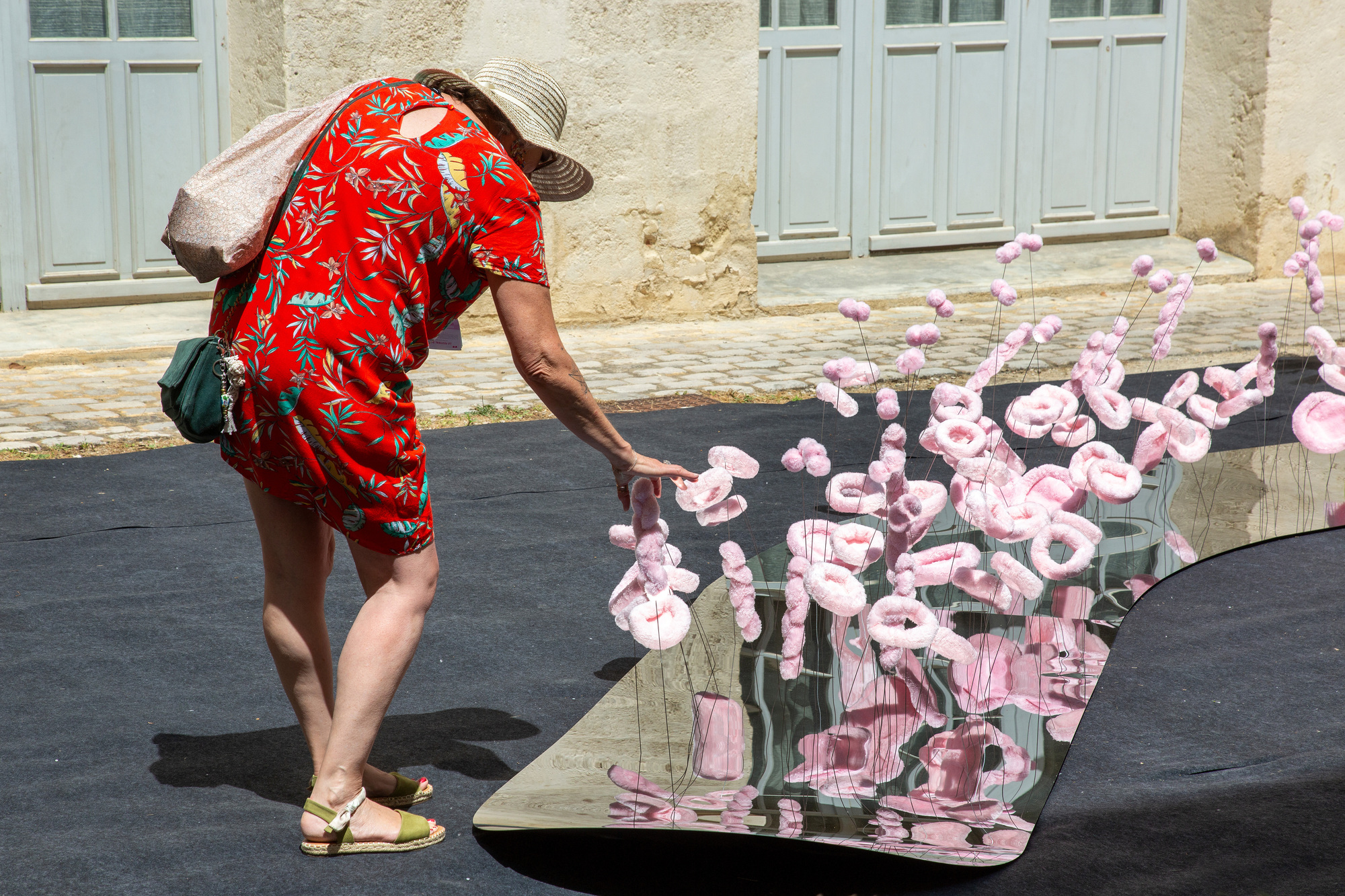 The Tasting Tongue - Art Installation / Studio Deng-23