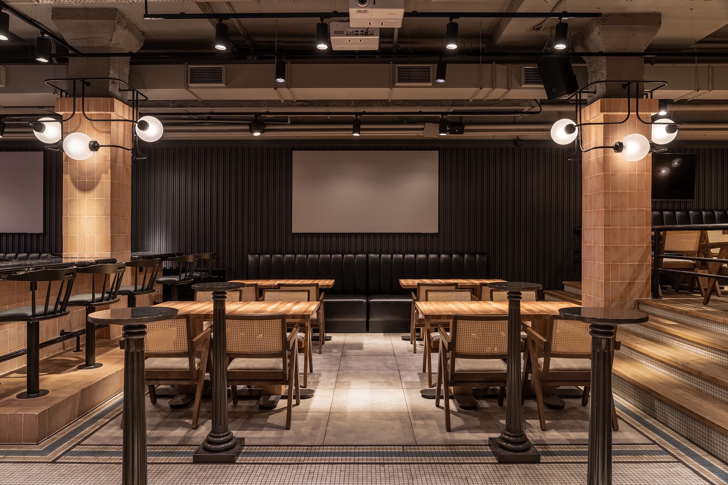 PYVBAR PECHERSK 餐厅设计丨乌克兰基辅丨balbek bureau-89