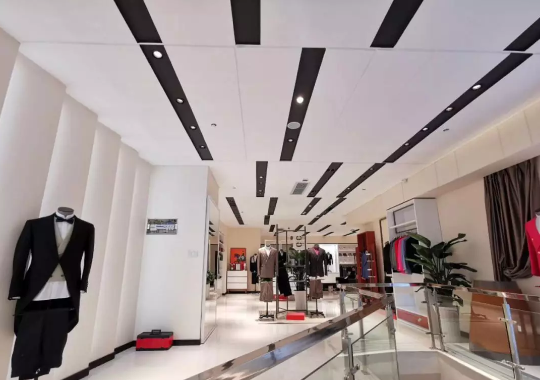 
克莱因设计丨伟志高端男装品牌 -8