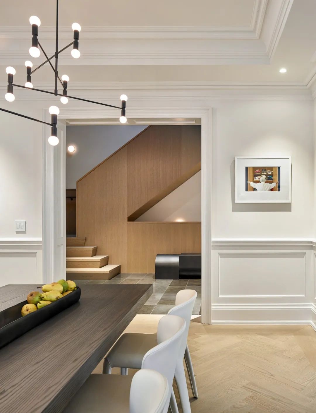 加拿大华裔设计师 Abraham Chan 的极简美学公寓设计-10