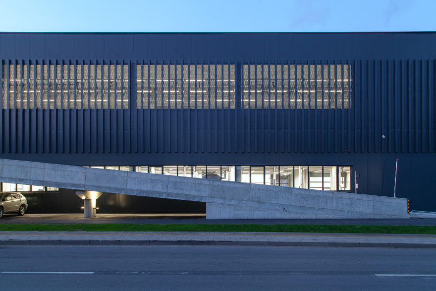 Autojuta 汽车销售服务中心-24