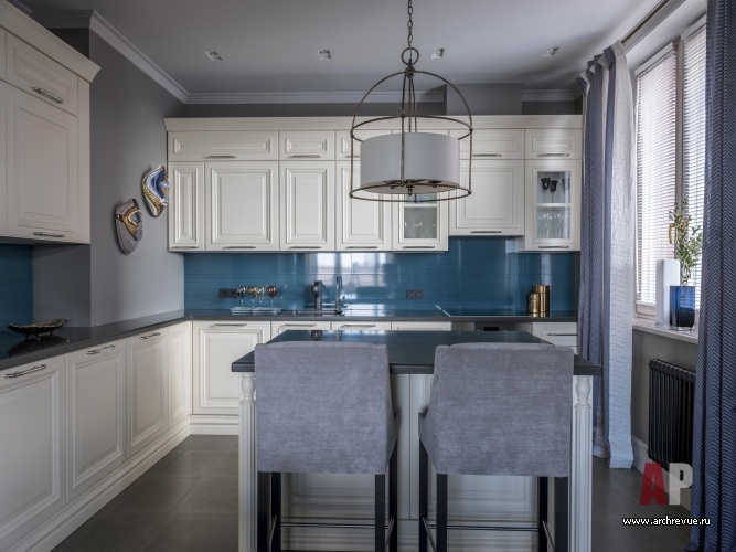 莫斯科西南角带全景窗可看莫斯科大学高楼的彩色公寓室内设计丨俄罗斯莫斯科丨Гончар Ольга,Лобынцева Софья-41