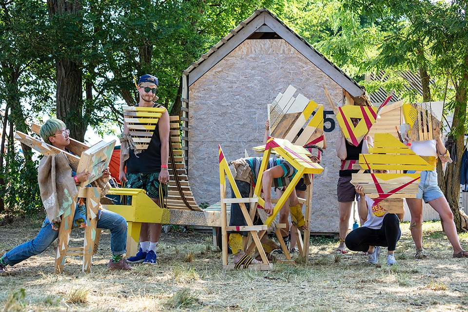 狂欢之境 | 20 个创意木制装置点亮 Hello Wood 建造节-102