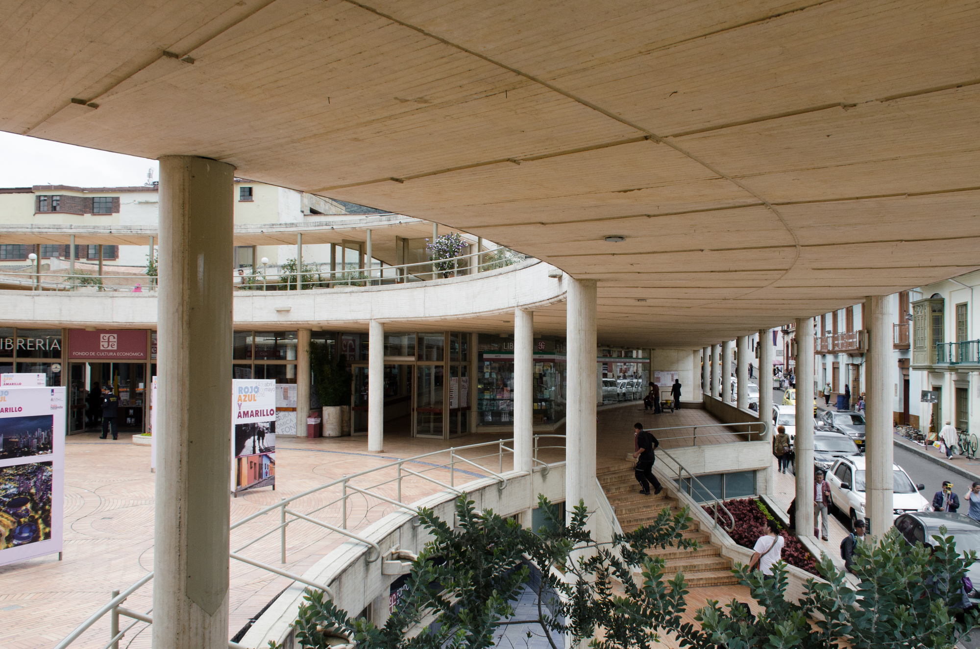 加夫列尔·加西亚·马尔克斯文化中心丨Rogelio Salmona-10