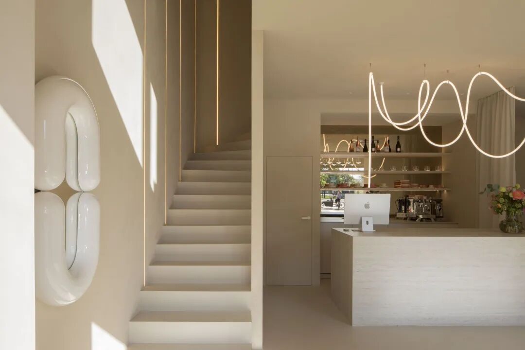 Peaches，奥地利维也纳/粉调雕塑空间的叙事诗-0