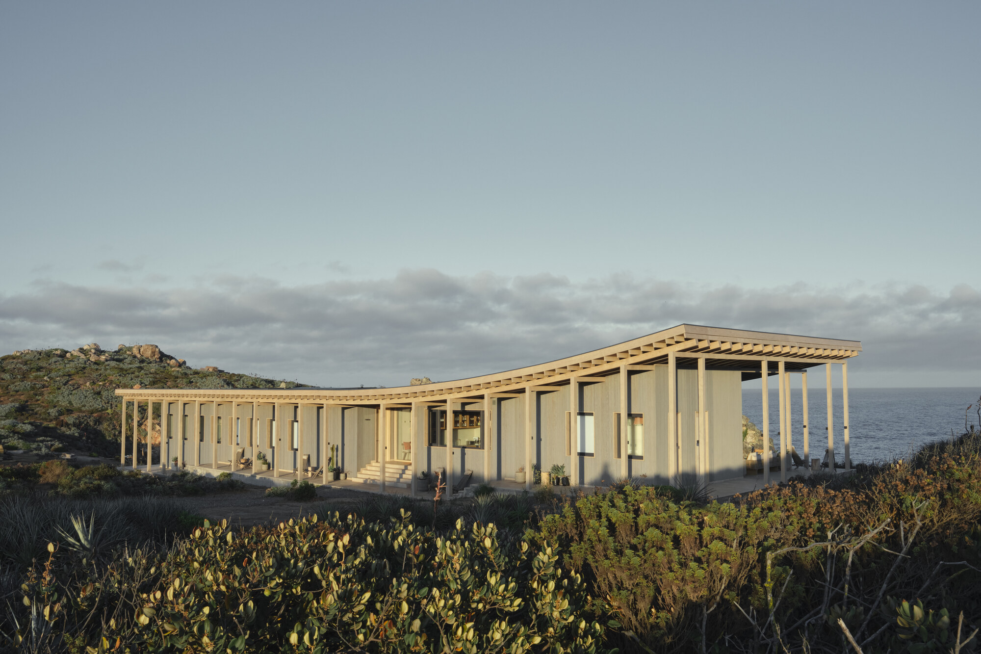 House EP / LOTE STUDIO + Ignacio Ferreira-11