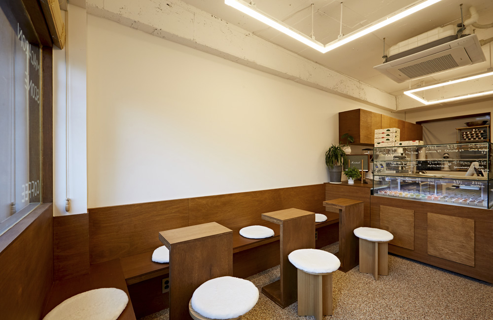 15 坪卡啡小馆，精致温馨的室内设计-6