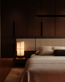 Red water hotel room design