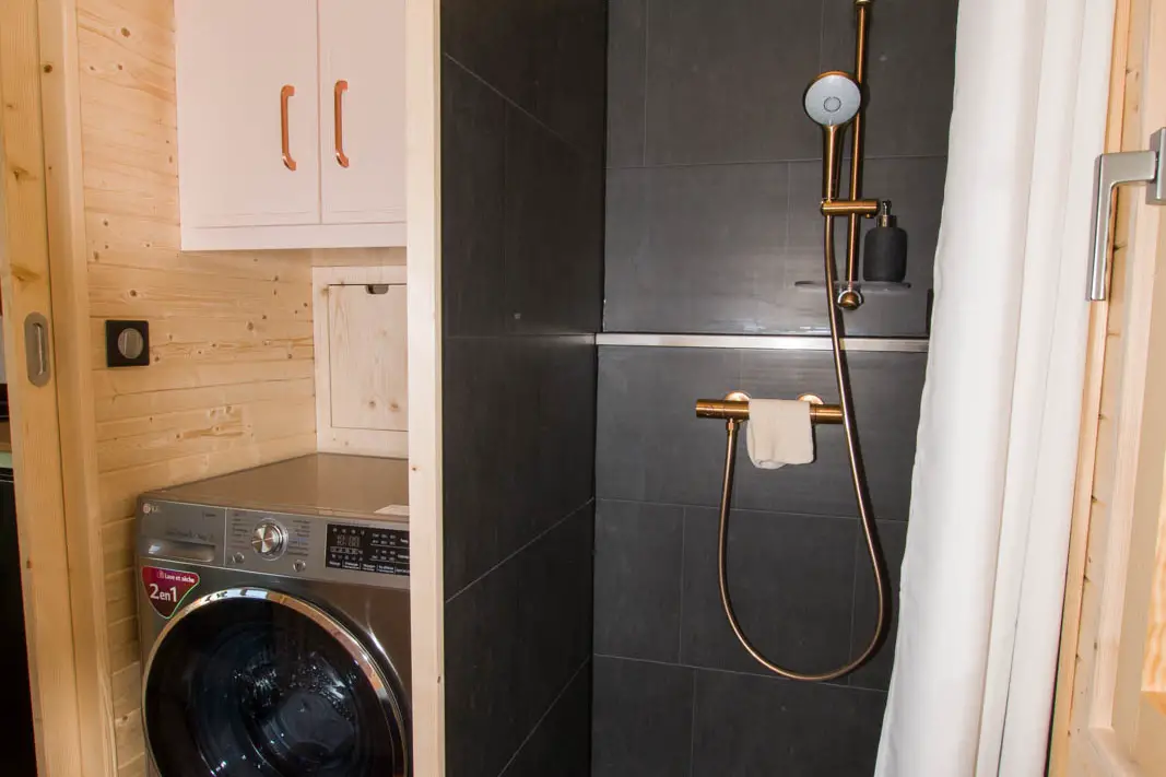 法国 15m²迷你屋，适应欧洲道路，设计亮点独特-11