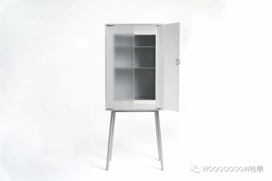 纽约设计师打造现象学极简柜子 Midst-0