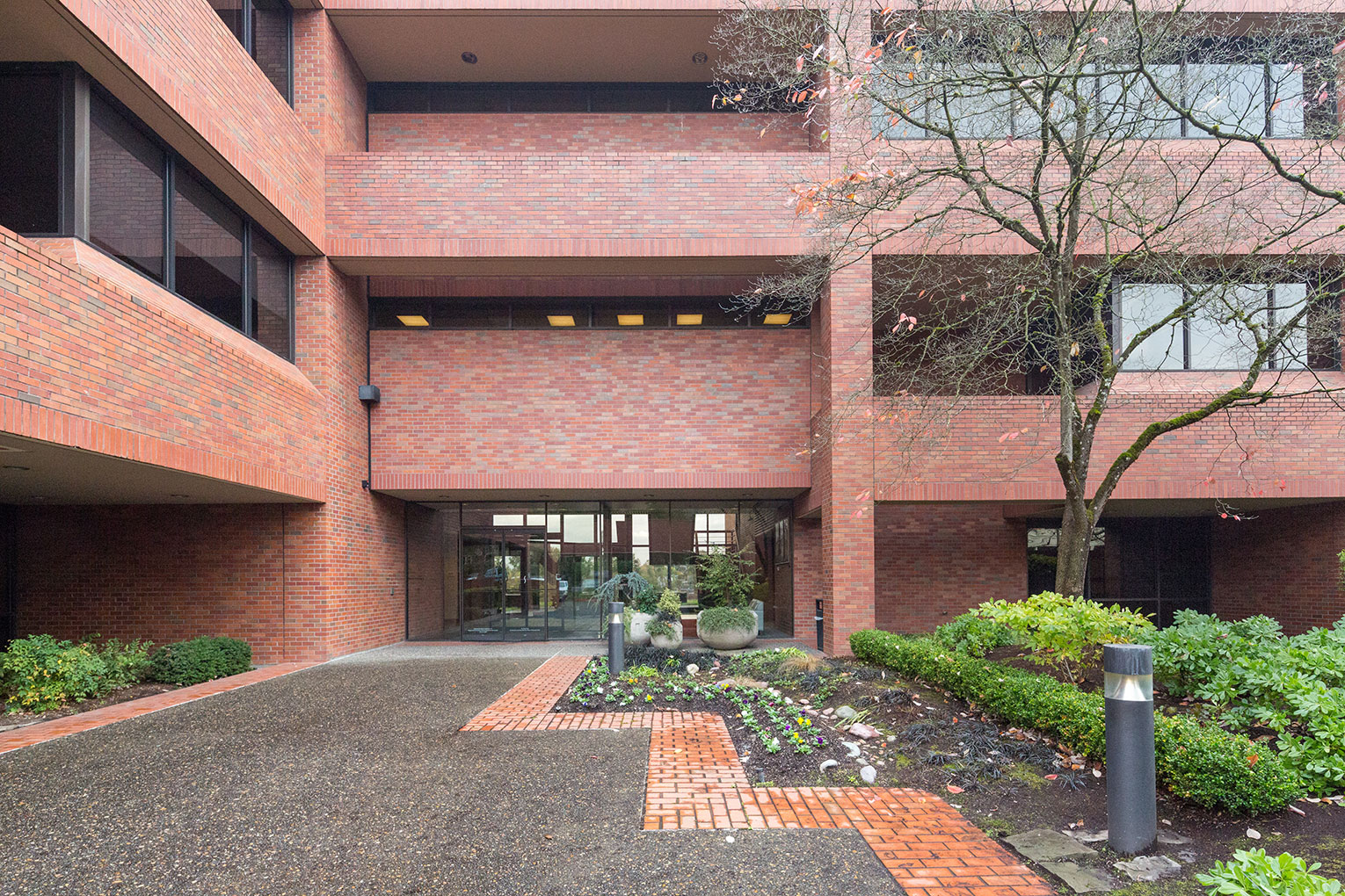 5550 South Macadam Avenue Re-positioning-9