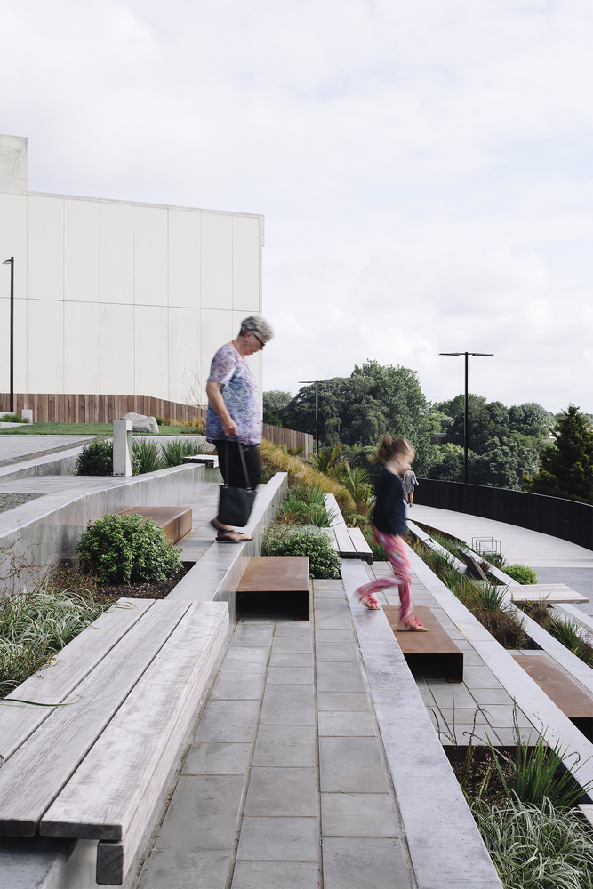 维克多利亚河畔公园 · 连接城市与自然的创意设计-23