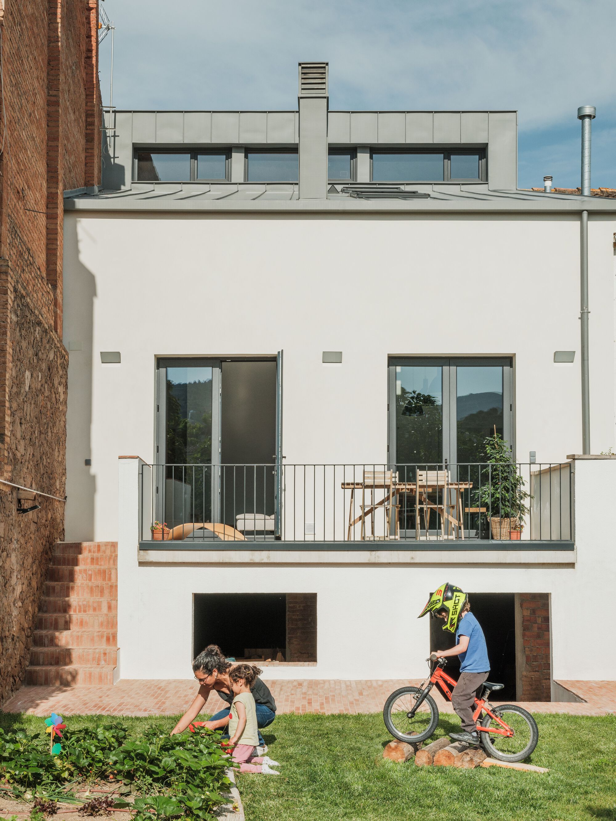 车库到房屋丨西班牙丨Judit Falgueras Arquitectura-24