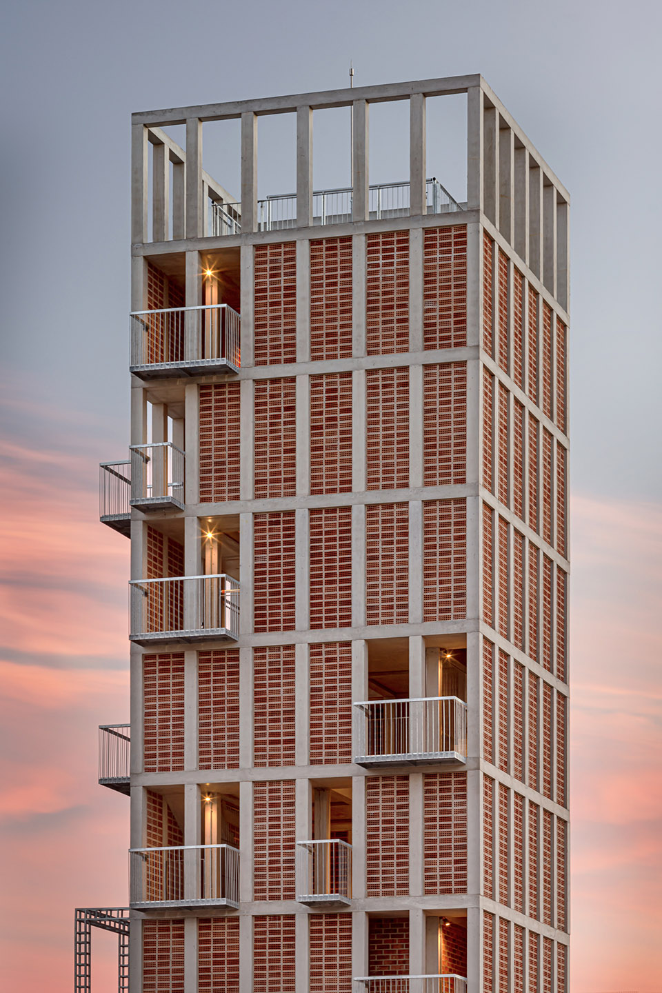 Vall d’Hebron 消防训练塔丨西班牙巴塞罗那丨Carles Enrich Studio-63