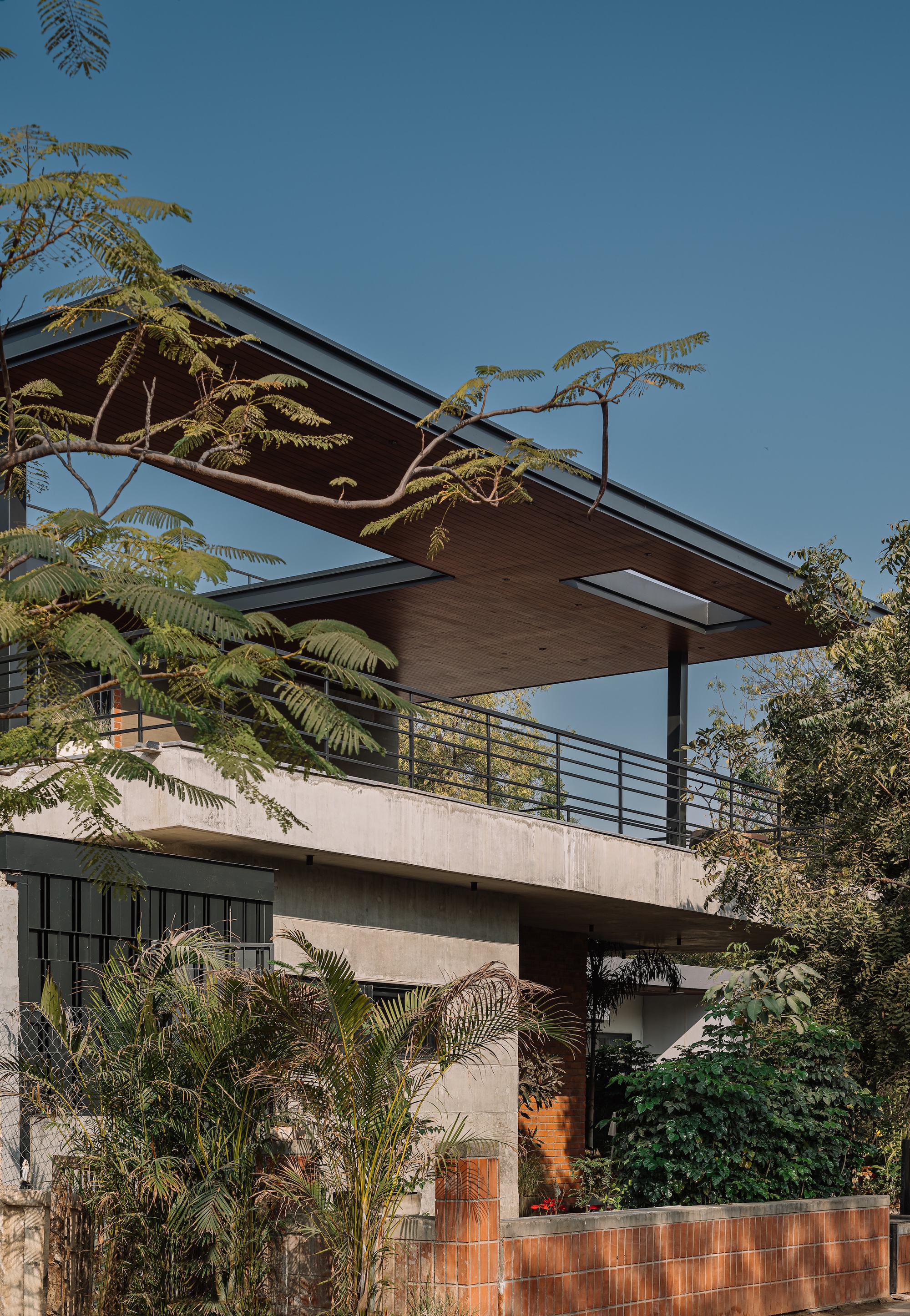 百叶窗屋；百叶窗住宅（具体可根据实际语境确定更准确的译法，此处Louvered常见意思为有百叶窗的，House为房屋、住宅等意思） 丨印度丨andblack design studio-42