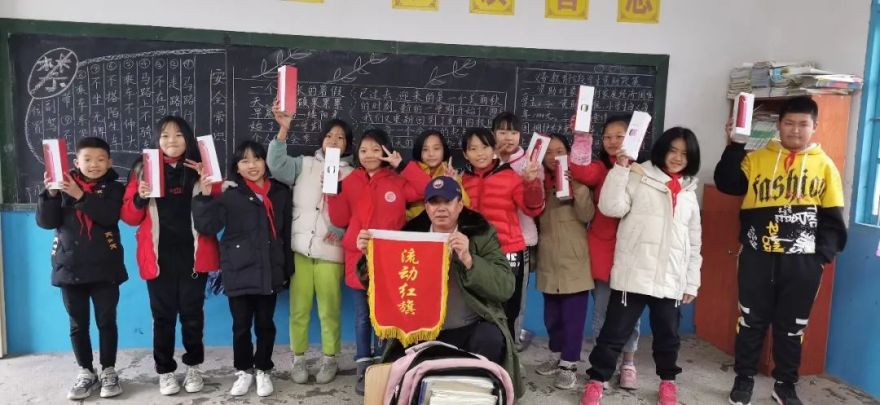 温暖计划,有你有我——IN SPACE·空格设计公司的公益活动-8