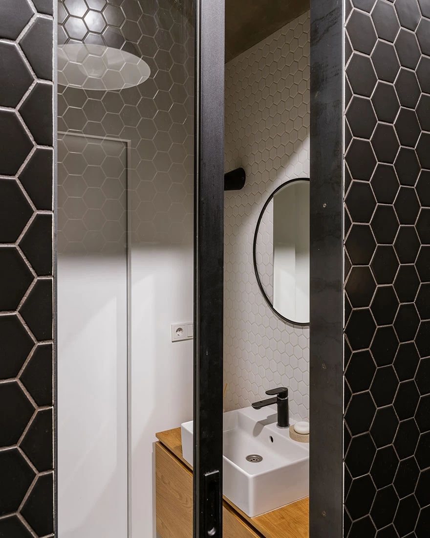 36㎡小宅空间设计丨Ivan 和 Sofia Mylnikov,Zburo-45