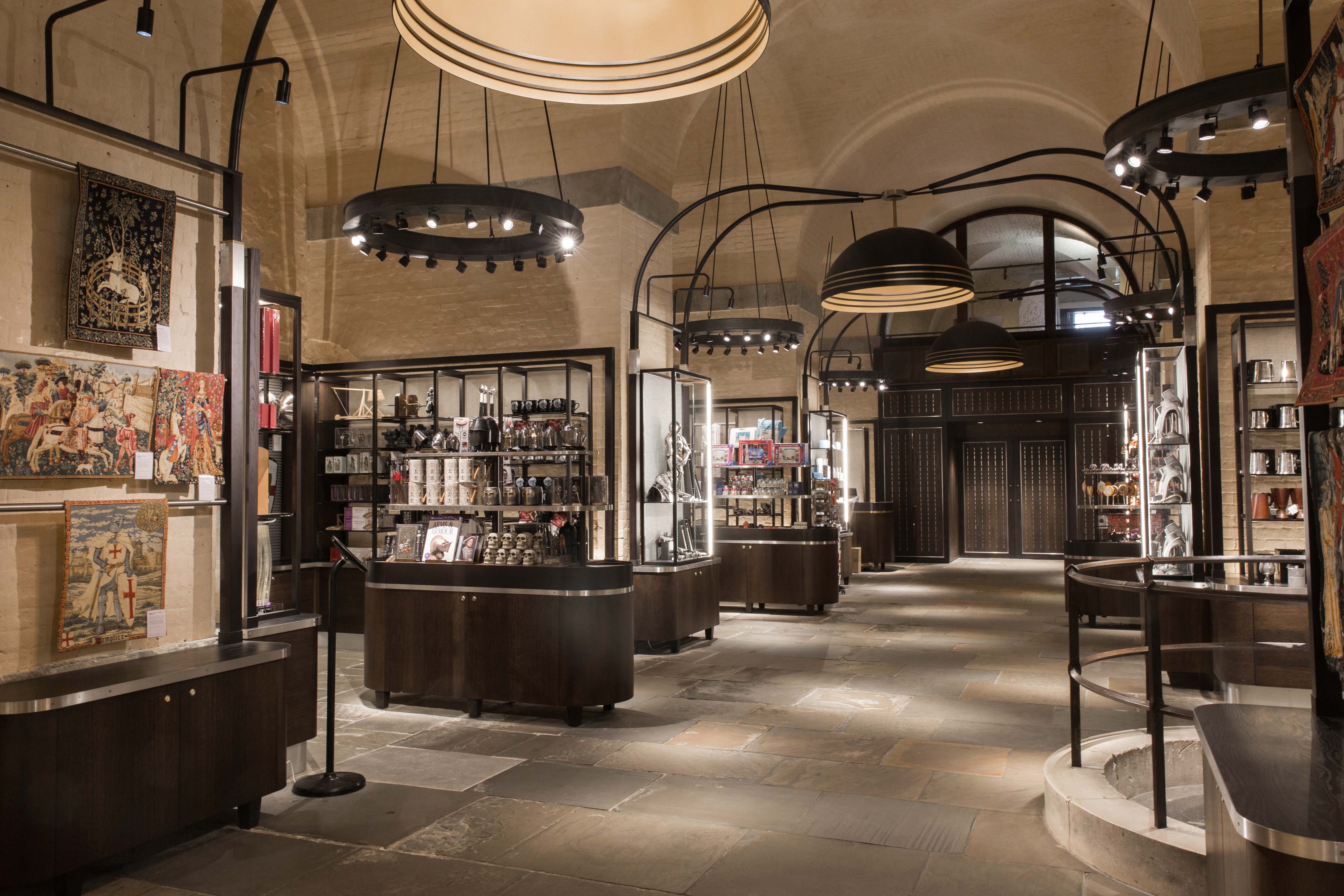 the white tower gift shop the tower of london-18