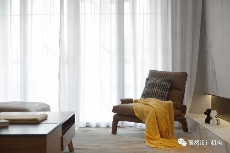 南昌 125㎡现代简约家居,黑白灰中融入绿色与橙色-53