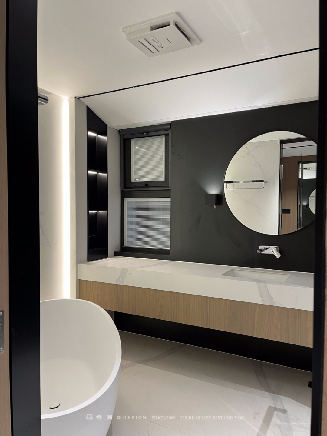 实景首发丨双餐厅、地台儿童房...用治愈系原木住宅给春日来信-167