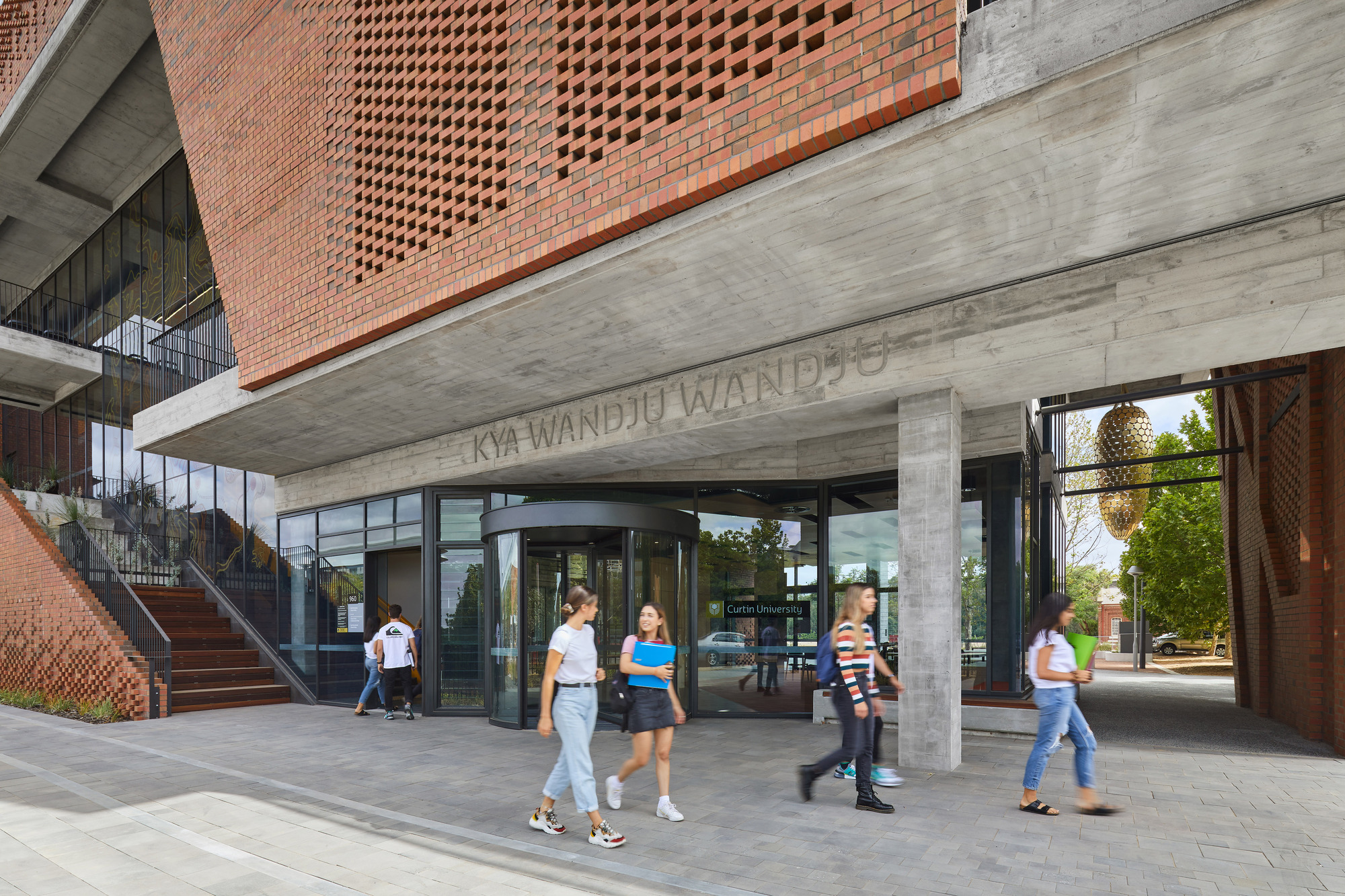 Curtin University Midland Campus / Lyons + Silver Thomas Hanley-18